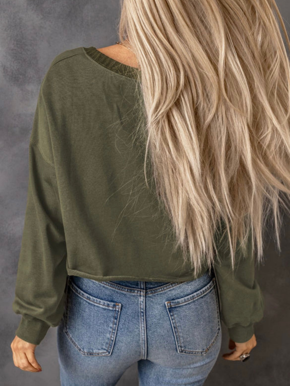 Army Green Drop Should Long Sleeve Crop!