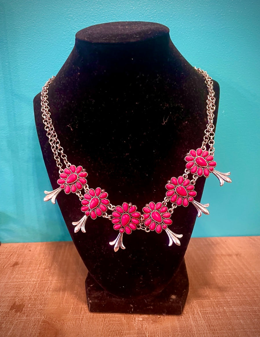 The Maddy Pink Squash & Chain Necklace