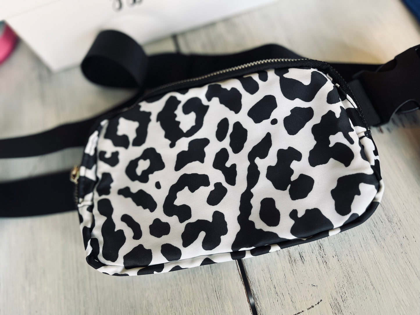 Black & White Cheetah Crossbody Fanny Pack