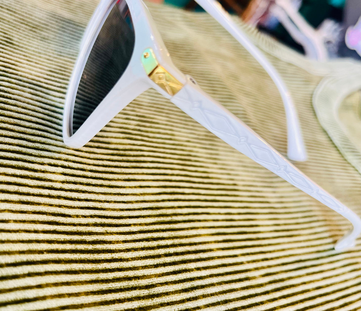 White Cat-eye Sunglasses